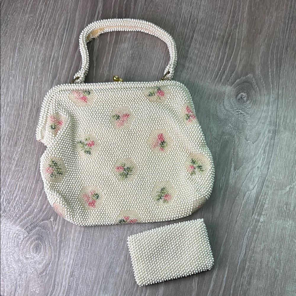 Cream and Pink Floral Clutch with Metal Zipper - Picture 2 of 8